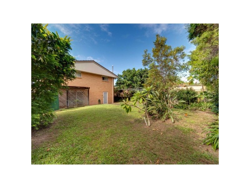 11 Tabulam Drive, Ferny Hills QLD 4055