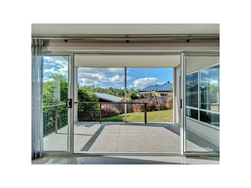 3 Boronia Court, Springfield Lakes QLD 4300