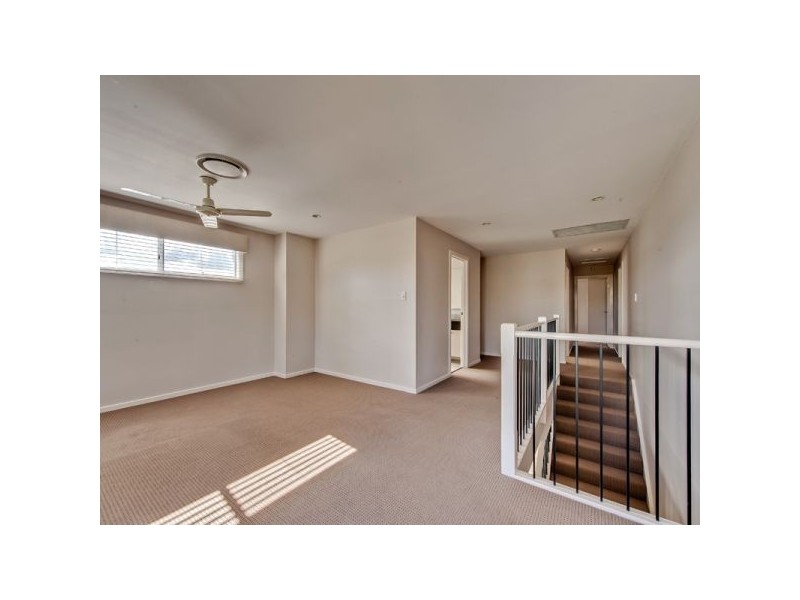 3 Boronia Court, Springfield Lakes QLD 4300