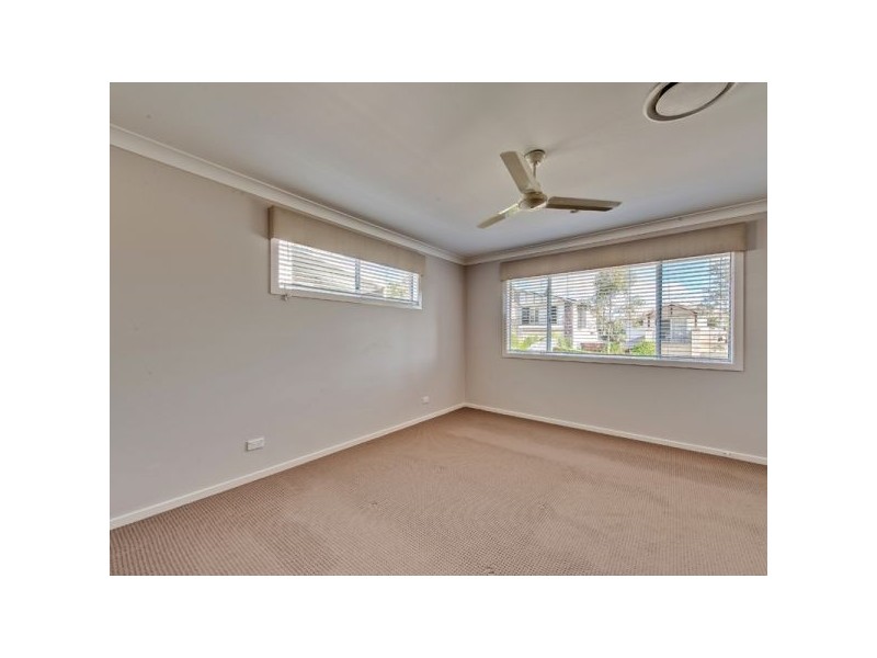 3 Boronia Court, Springfield Lakes QLD 4300