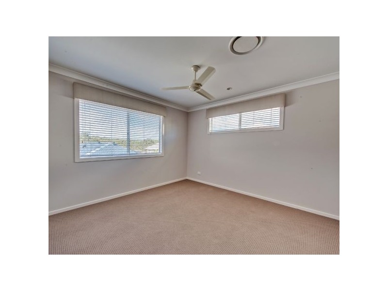 3 Boronia Court, Springfield Lakes QLD 4300