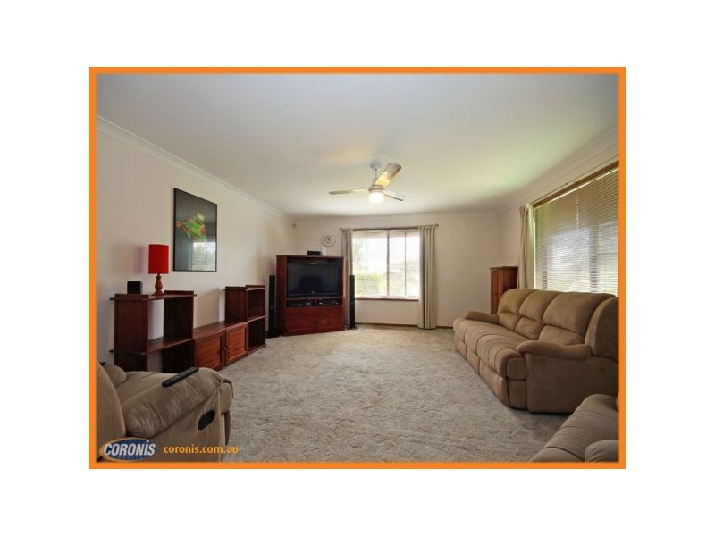 10 Streeton Court, Morayfield QLD 4506