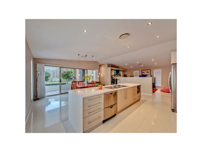 72 Admiral Crescent, Springfield Lakes QLD 4300