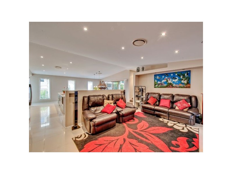 72 Admiral Crescent, Springfield Lakes QLD 4300