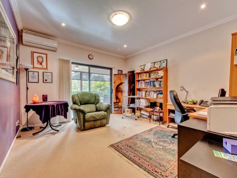 70 Sanctuary Drive, Forest Lake QLD 4078