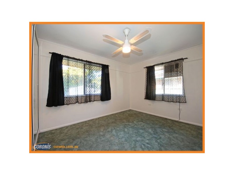 172 School Road, Kallangur QLD 4503