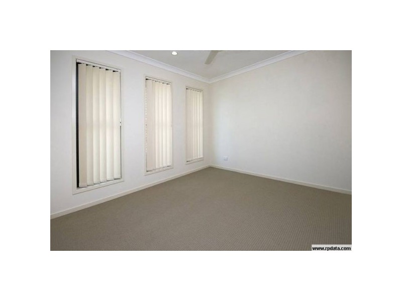 4 Daintree Place,, Springfield Lakes QLD 4300