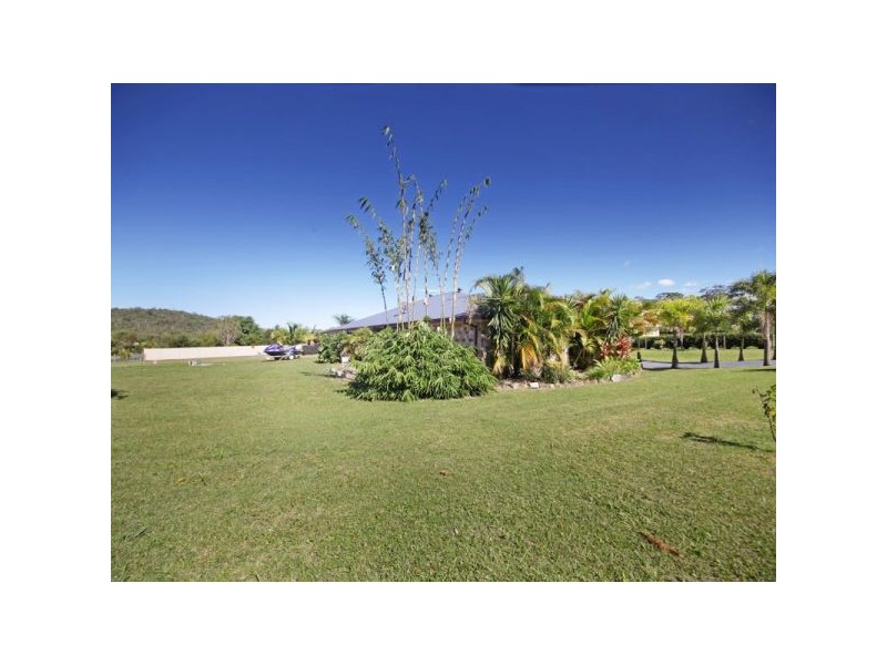 43 Three Ponds Place, Elimbah QLD 4516