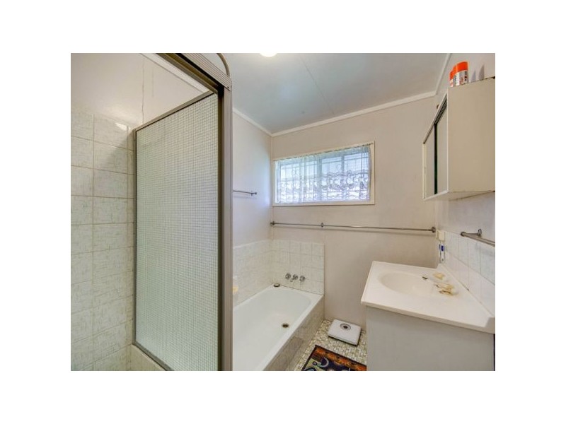 45 Landscape Street, Stafford Heights QLD 4053