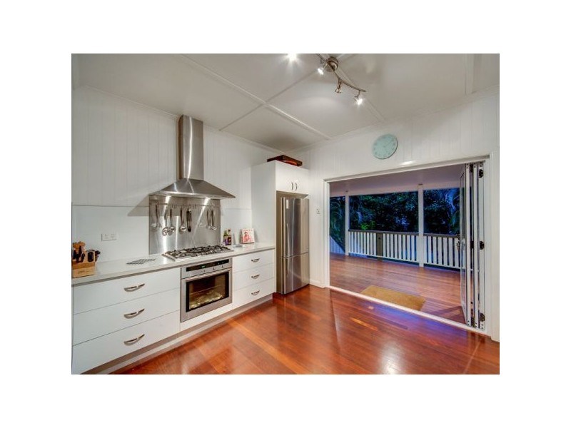 24 Farrington Street, Alderley QLD 4051