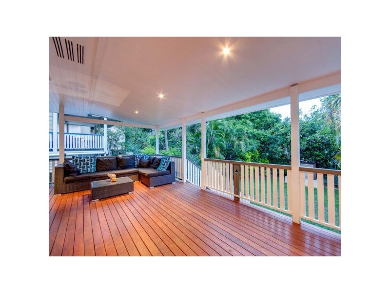 24 Farrington Street, Alderley QLD 4051