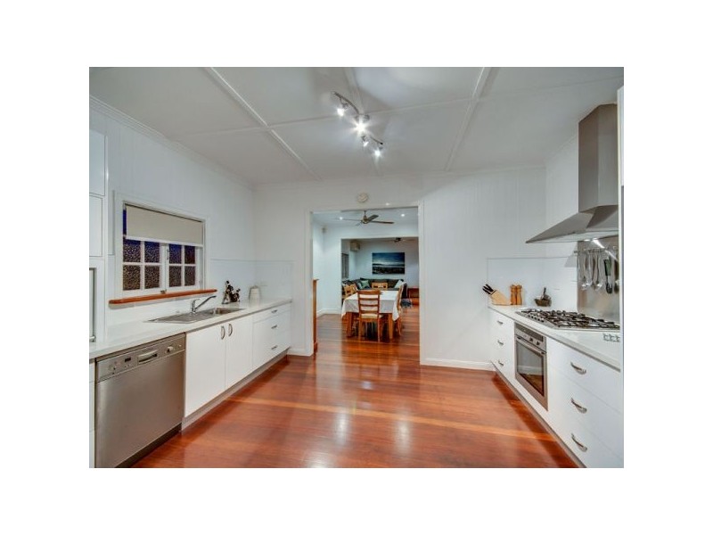 24 Farrington Street, Alderley QLD 4051