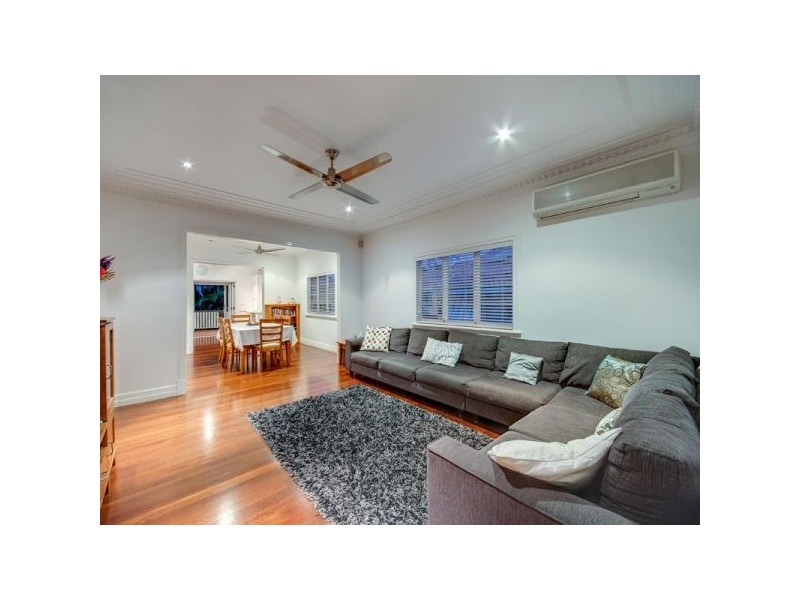 24 Farrington Street, Alderley QLD 4051