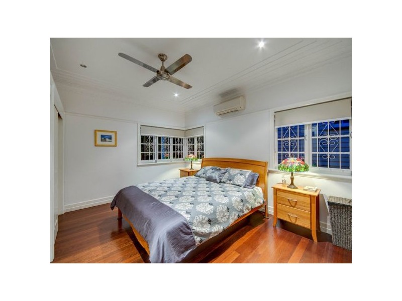 24 Farrington Street, Alderley QLD 4051