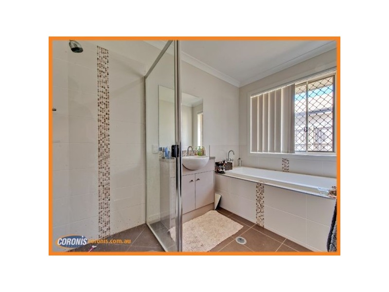 28 Arcadia Boulevard, Pimpama QLD 4209