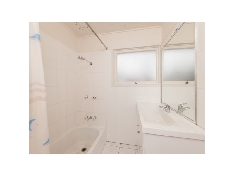 84 Richland Avenue, Coopers Plains QLD 4108