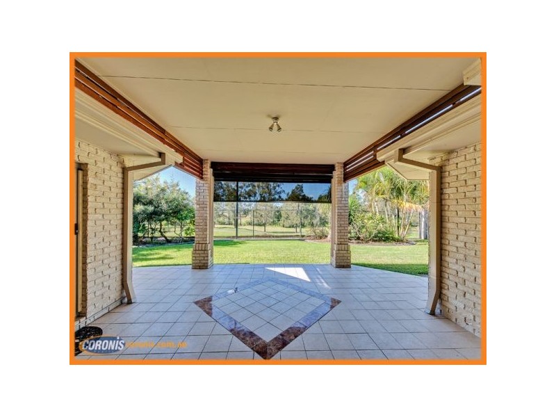 16 Riverside Tce, Windaroo QLD 4207