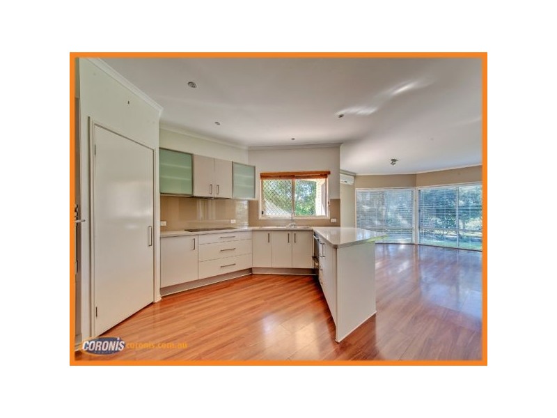 16 Riverside Tce, Windaroo QLD 4207