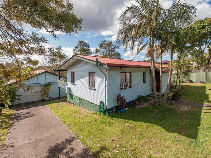 46 Dennis Road, Springwood QLD 4127