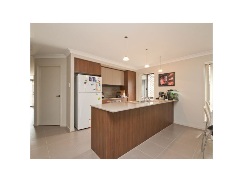 9 Wallis Circuit, North Lakes QLD 4509