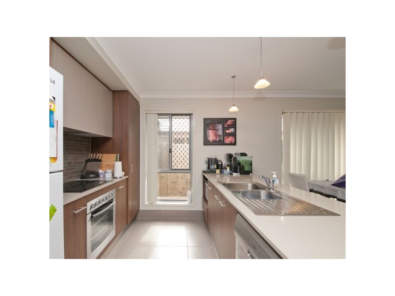 9 Wallis Circuit, North Lakes QLD 4509