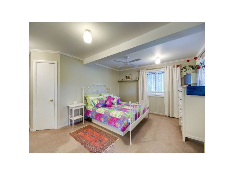 70 Spitfire Avenue, Strathpine QLD 4500