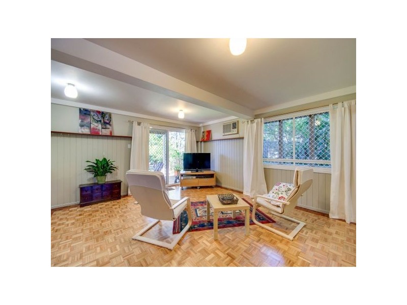 70 Spitfire Avenue, Strathpine QLD 4500