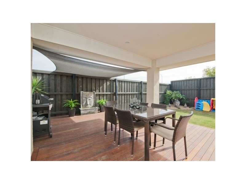 65 Shimao Crescent, North Lakes QLD 4509