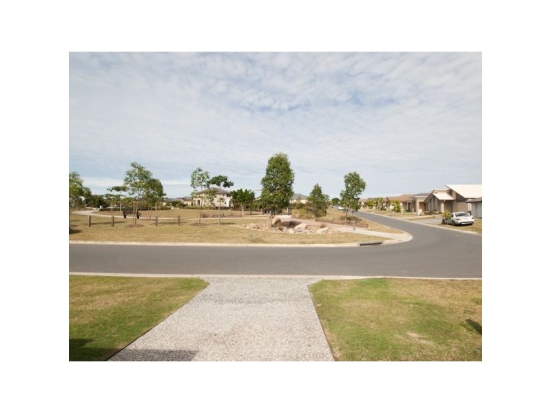 65 Shimao Crescent, North Lakes QLD 4509