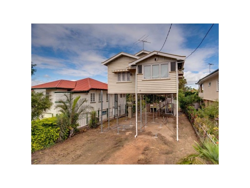 19 Kedron Street, Kedron QLD 4031