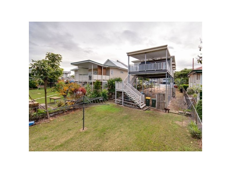 19 Kedron Street, Kedron QLD 4031