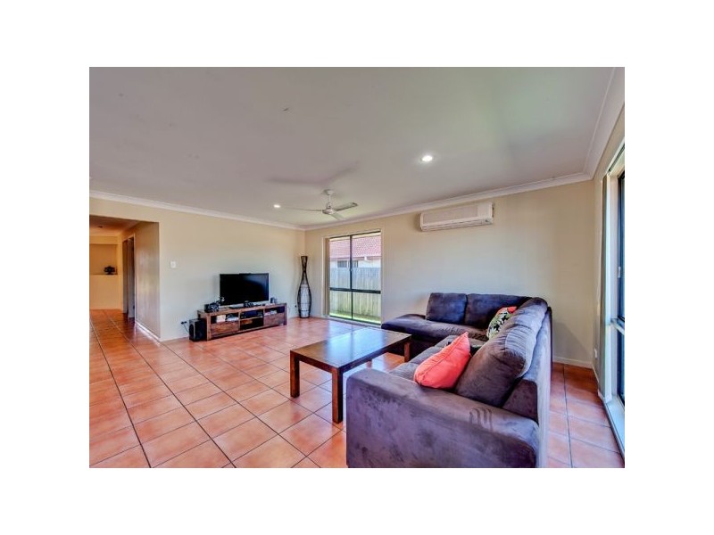 76 Collins Street, Collingwood Park QLD 4301