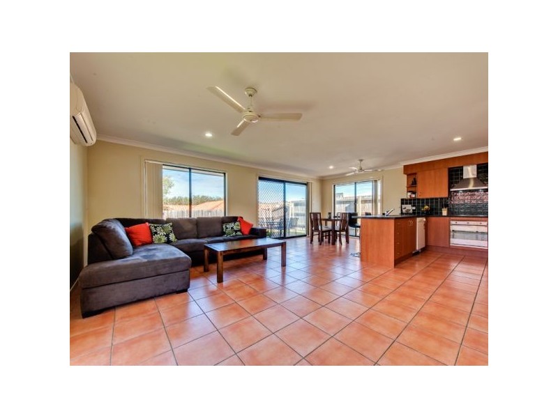 76 Collins Street, Collingwood Park QLD 4301