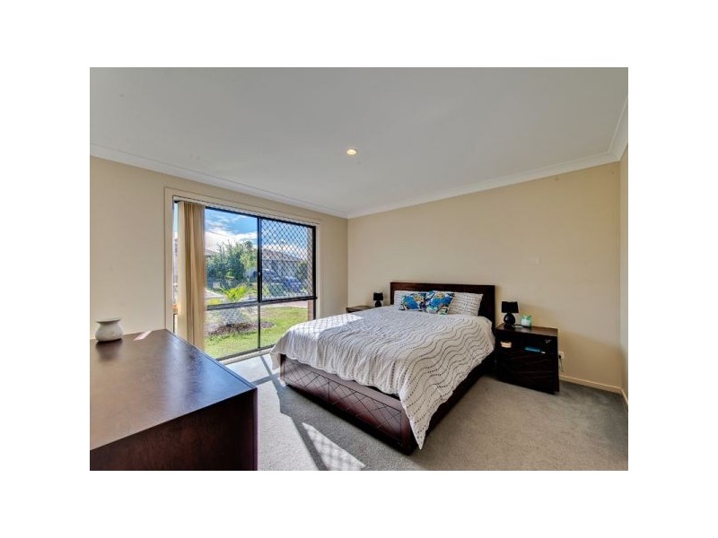 76 Collins Street, Collingwood Park QLD 4301