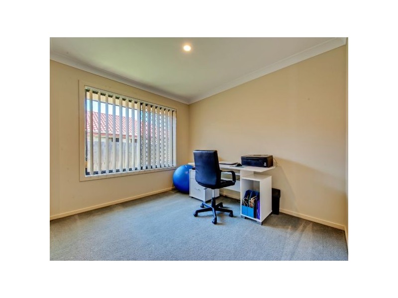 76 Collins Street, Collingwood Park QLD 4301