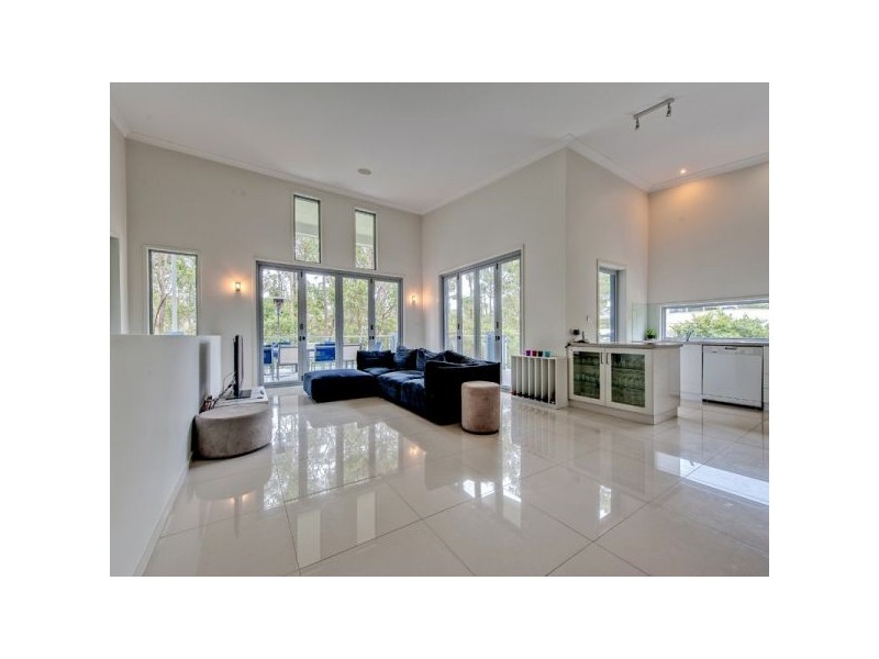 6 Cassia Court, Brookwater QLD 4300
