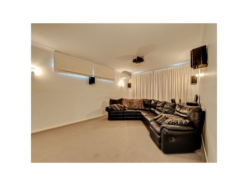 6 Cassia Court, Brookwater QLD 4300