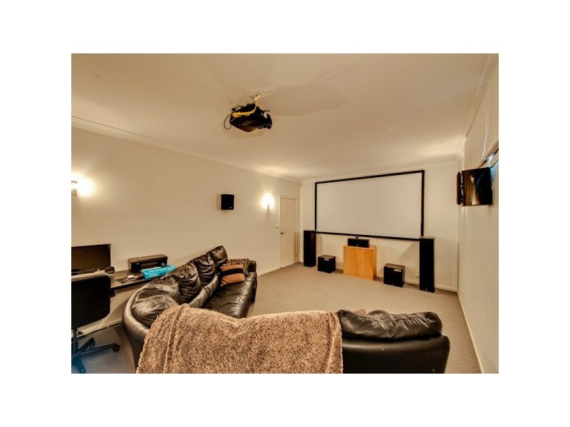 6 Cassia Court, Brookwater QLD 4300