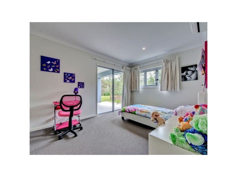 6 Cassia Court, Brookwater QLD 4300