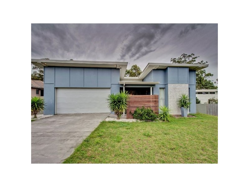 6 Cassia Court, Brookwater QLD 4300