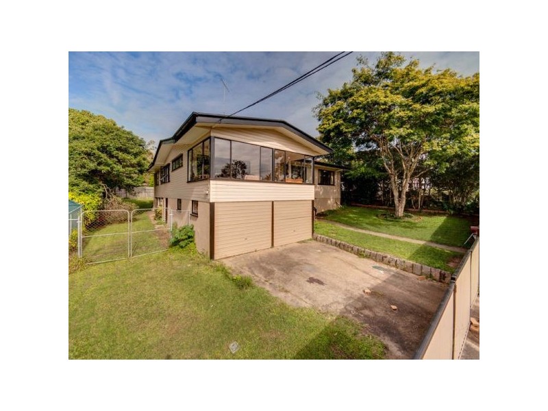90 Ringrose Street, Stafford Heights QLD 4053