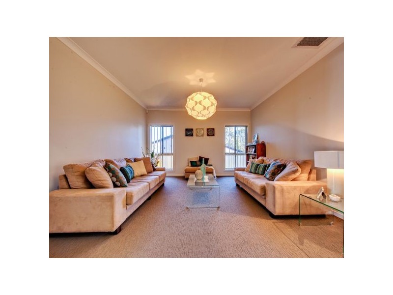 31 Yarabah Crescent, Shailer Park QLD 4128