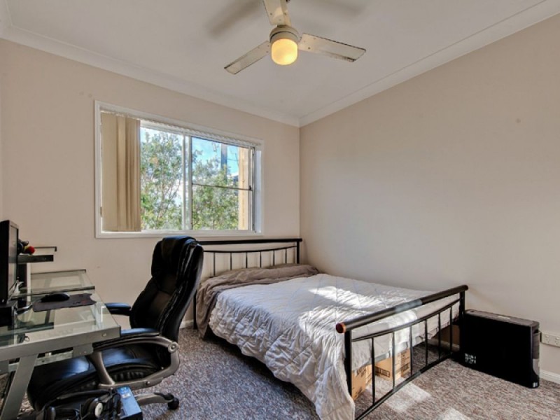 12/41 Glenora Street, Wynnum QLD 4178