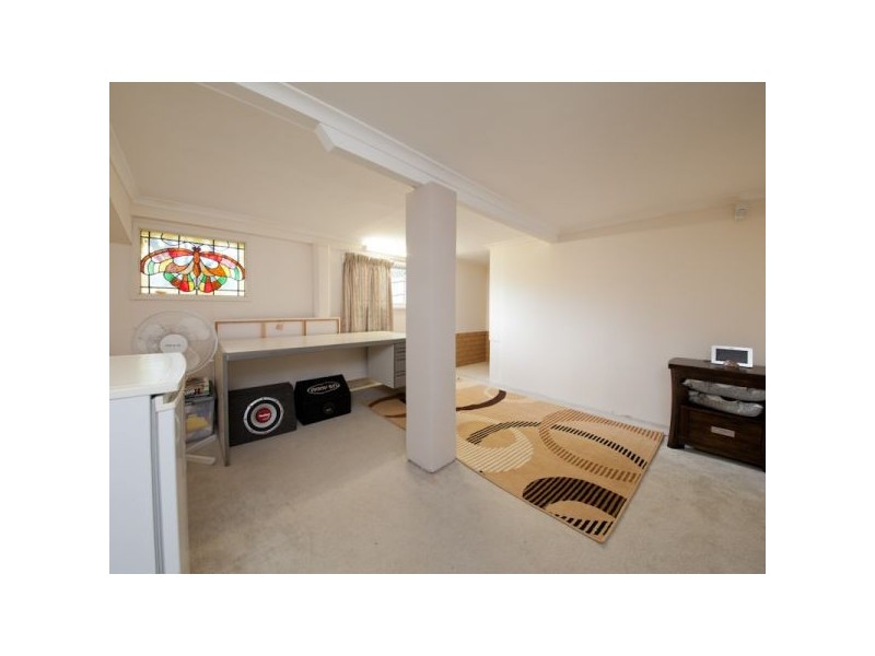 41 Hockings Street, Holland Park West QLD 4121