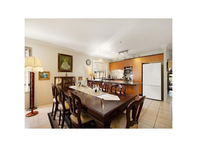 13 Cobourg Street, Forest Lake QLD 4078