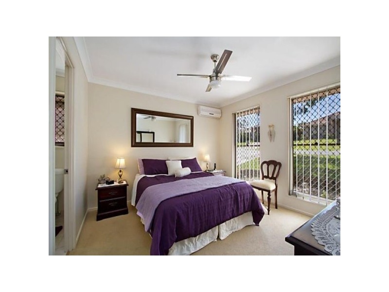 13 Cobourg Street, Forest Lake QLD 4078