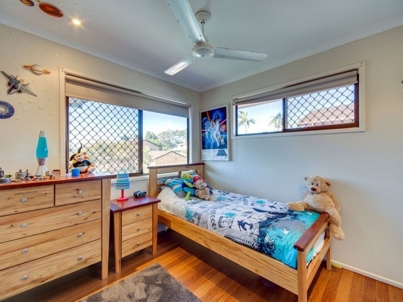 4 Barvas Street, Ferny Grove QLD 4055