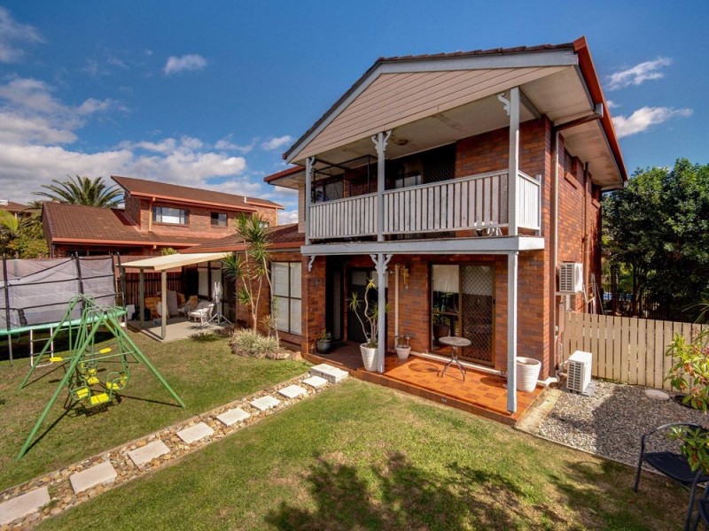 4 Barvas Street, Ferny Grove QLD 4055