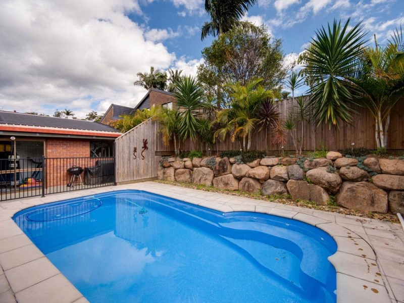 4 Barvas Street, Ferny Grove QLD 4055