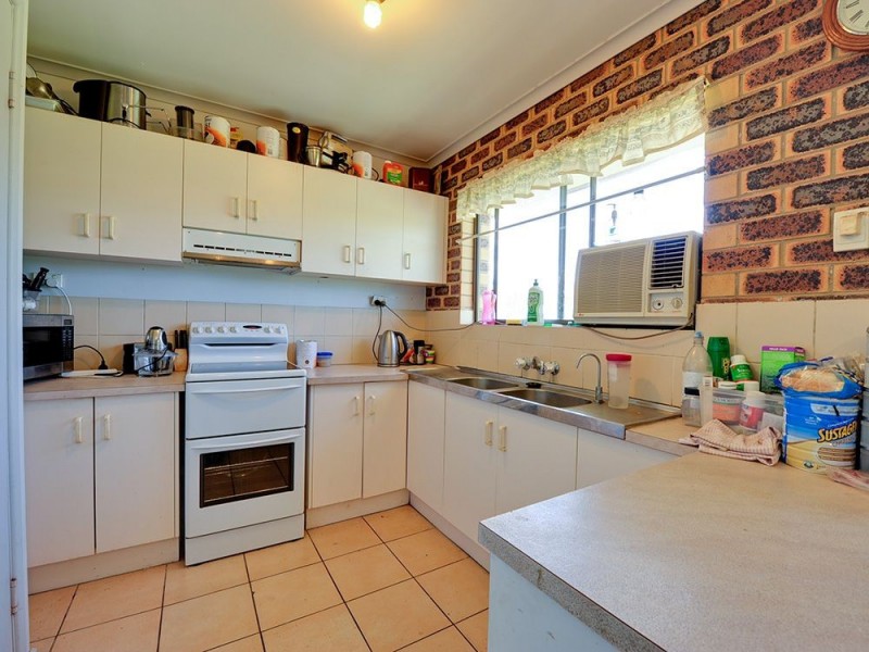 36 Bywater Street, Hillcrest QLD 4118
